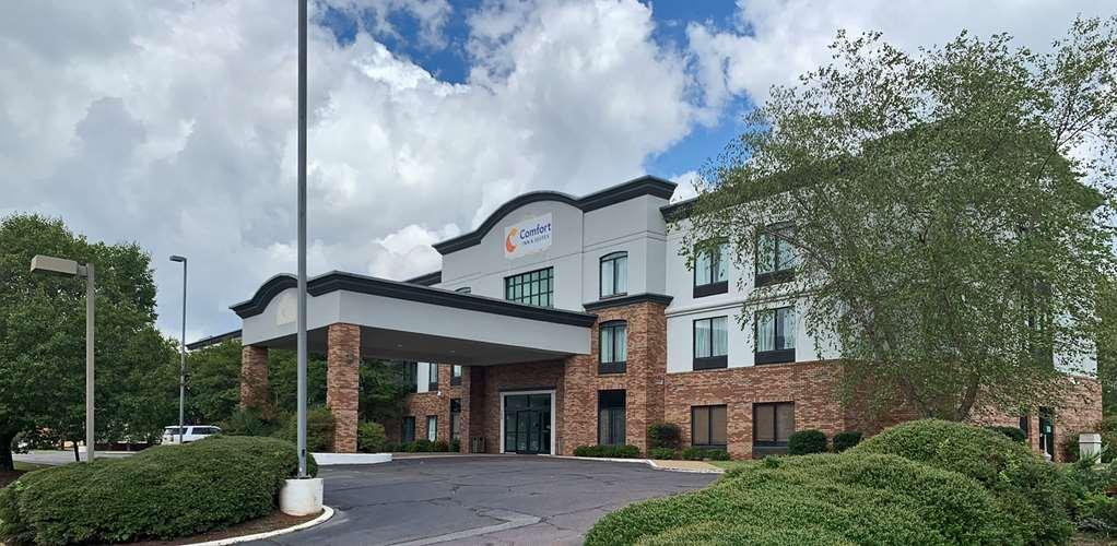 Comfort Inn & Suites Columbus North Exterior photo