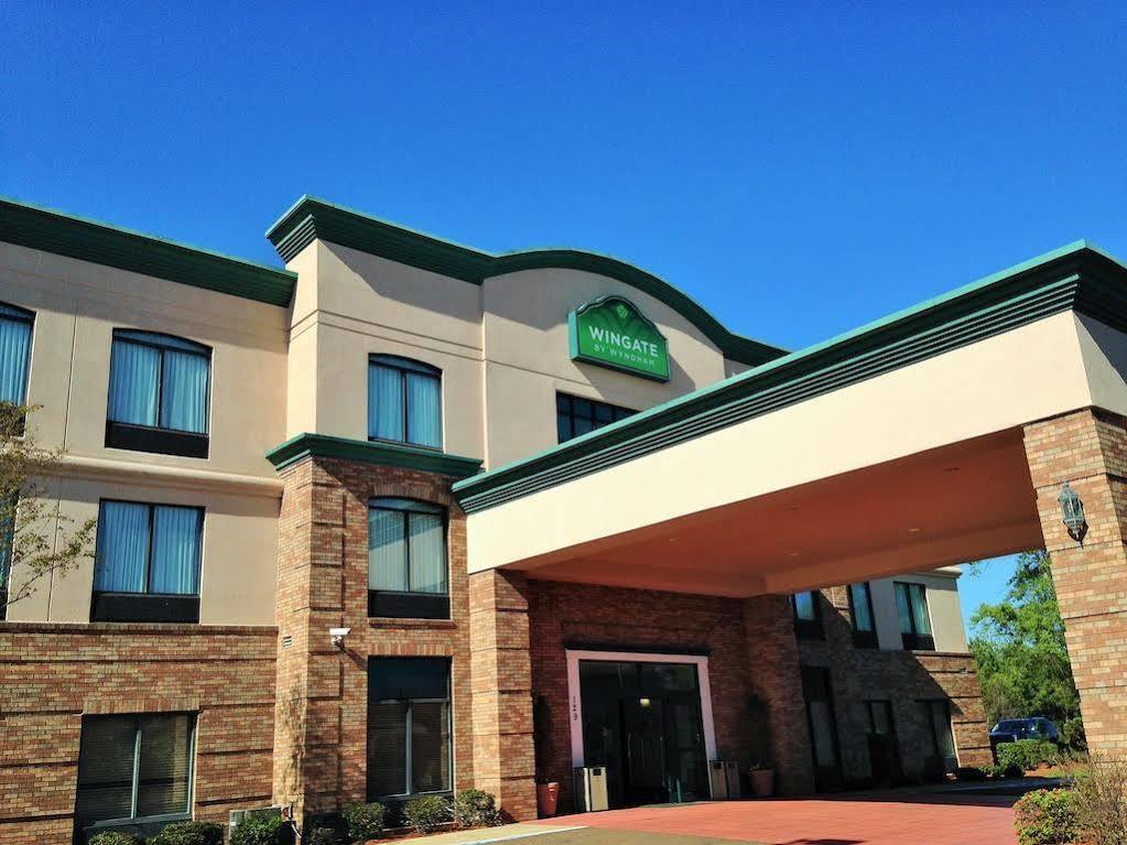 Comfort Inn & Suites Columbus North Exterior photo